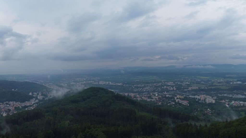 foceni dronem, svetzdronu, svet z dronu, inspekce strechy zamku